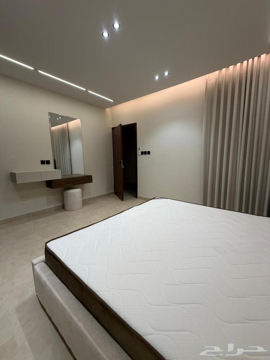 شقة 1 غرف في العارض 5