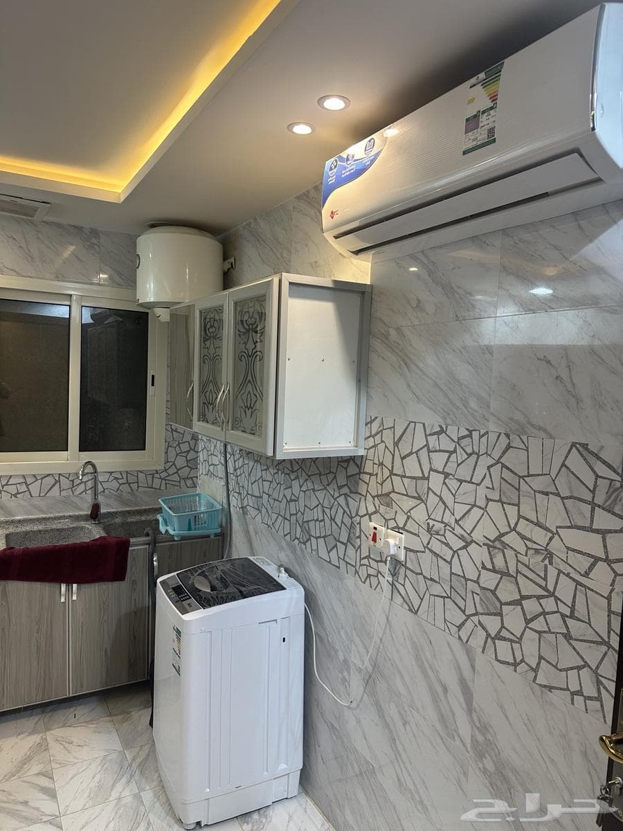 شقة 1 غرف في السعادة 12