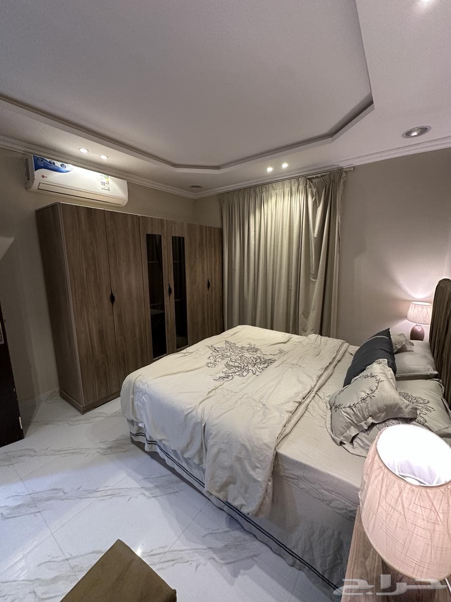 شقة 1 غرف في السعادة 8