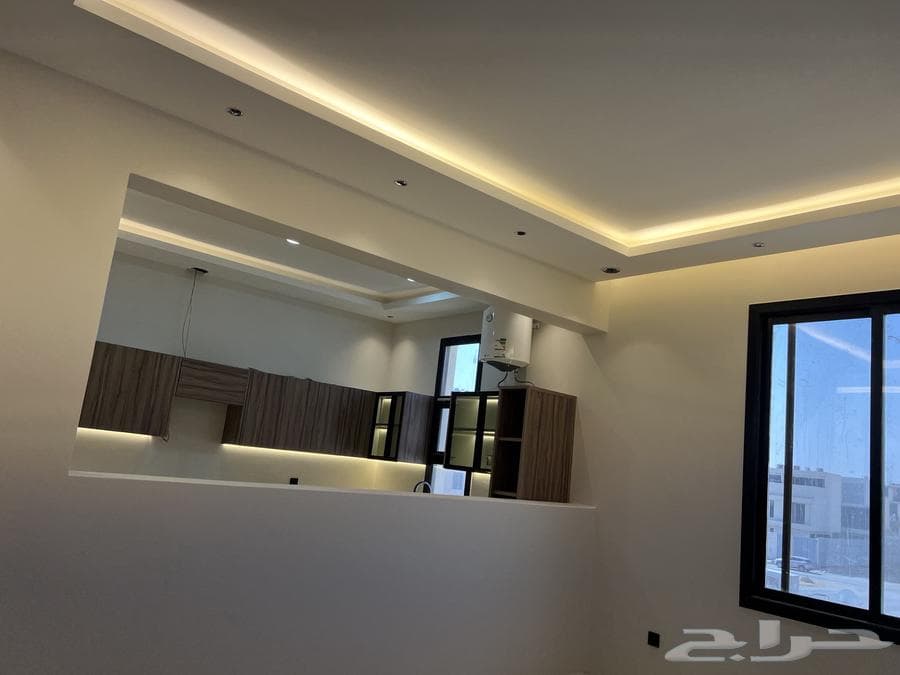 شقة 4 غرف في العارض 11