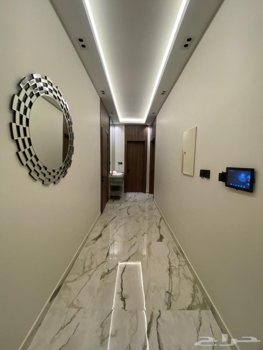 شقة 4 غرف في العارض 10