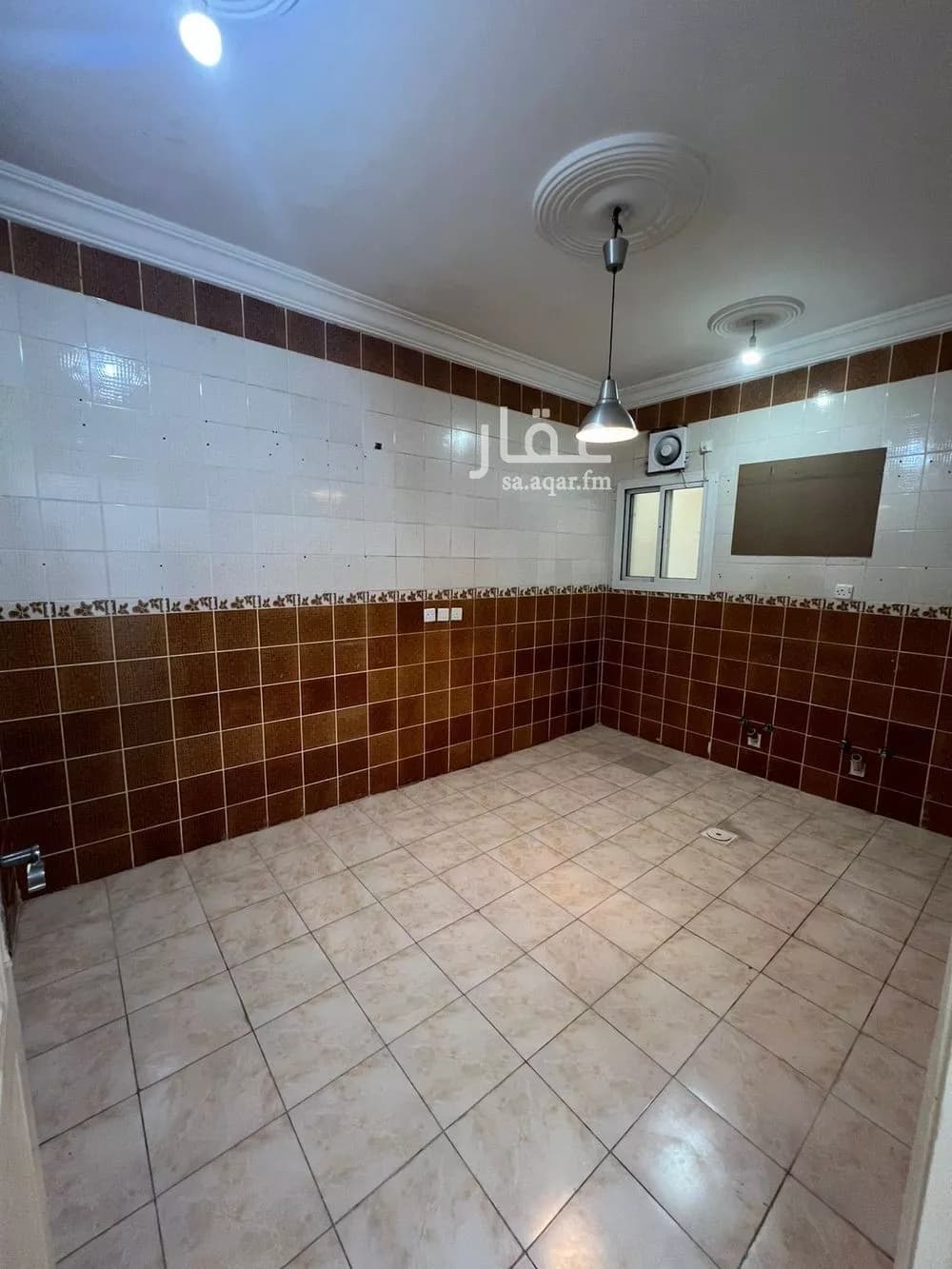 شقة 4 غرف في المروة 10