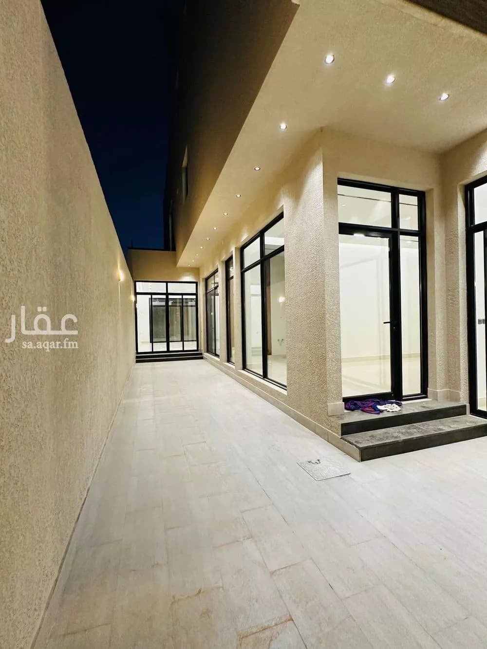 فيلا 6 غرف في الرمال 25