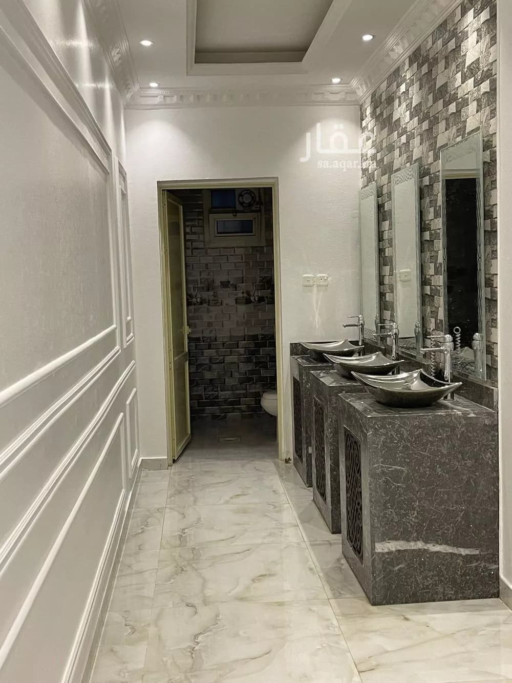 فيلا 14 غرف في القادسية 16