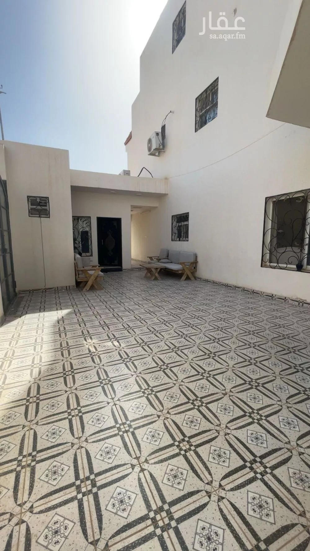 فيلا 14 غرف في القادسية 3