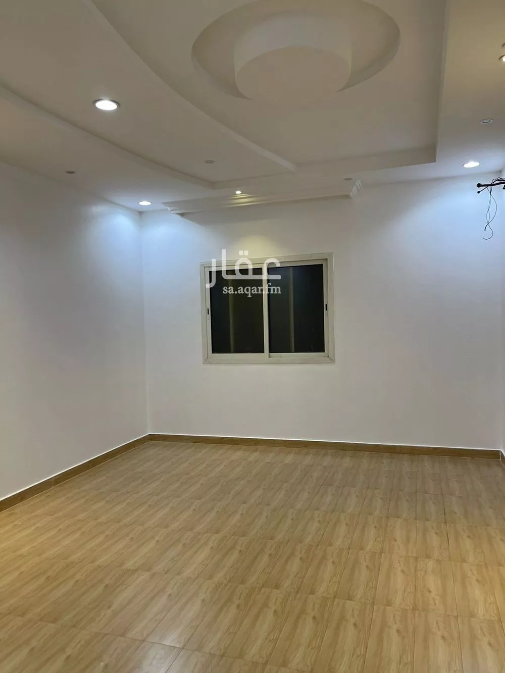 فيلا 14 غرف في القادسية 21