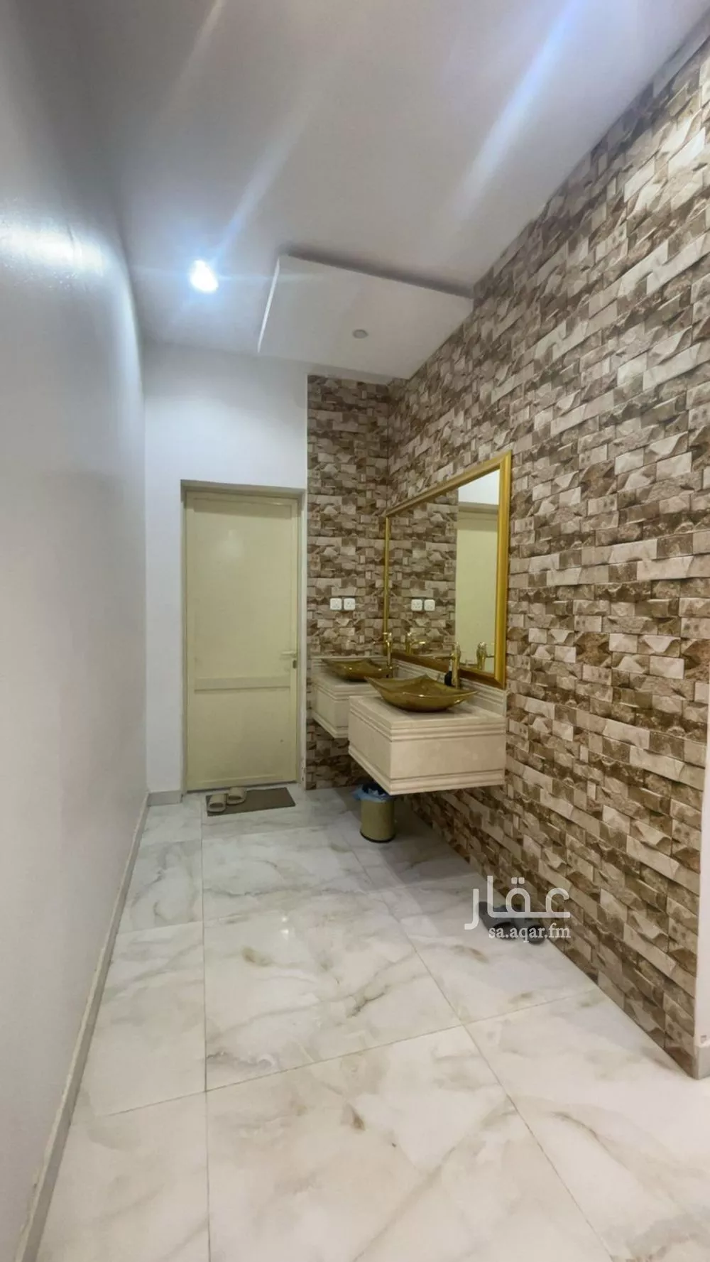 فيلا 14 غرف في القادسية 27