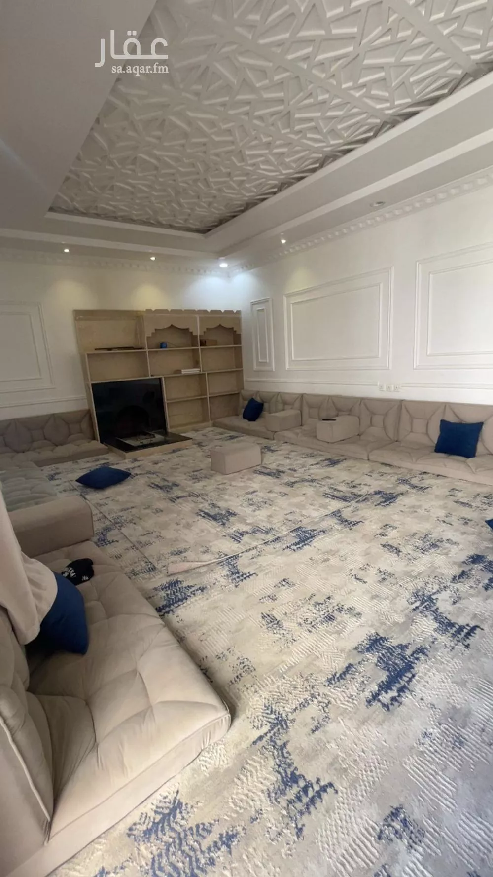 فيلا 14 غرف في القادسية 4