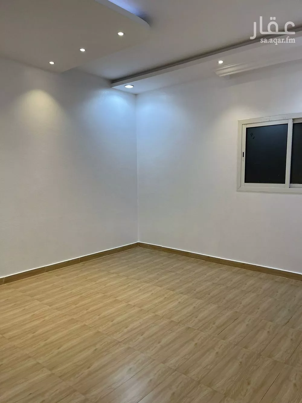 فيلا 14 غرف في القادسية 9