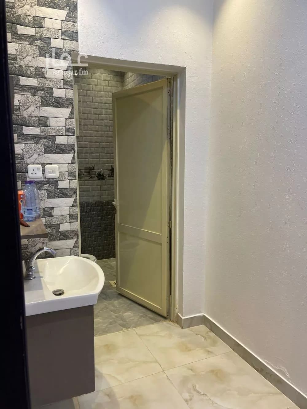 فيلا 14 غرف في القادسية 10