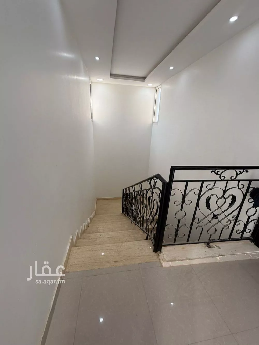 دور 3 غرف في المونسية 5