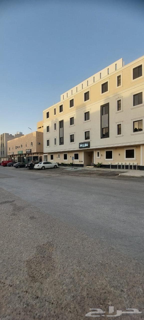 شقة 4 غرف في طويق 3