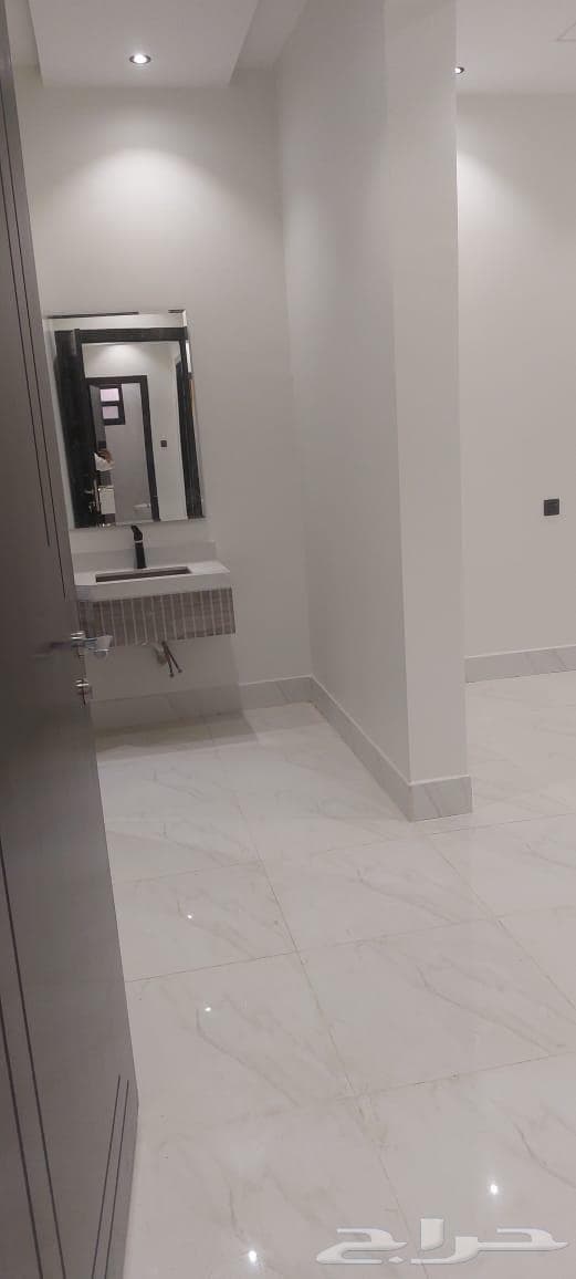 شقة 4 غرف في طويق 7