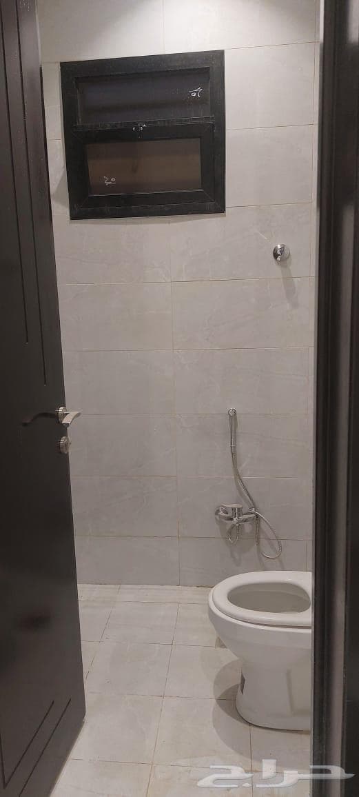 شقة 4 غرف في طويق 9