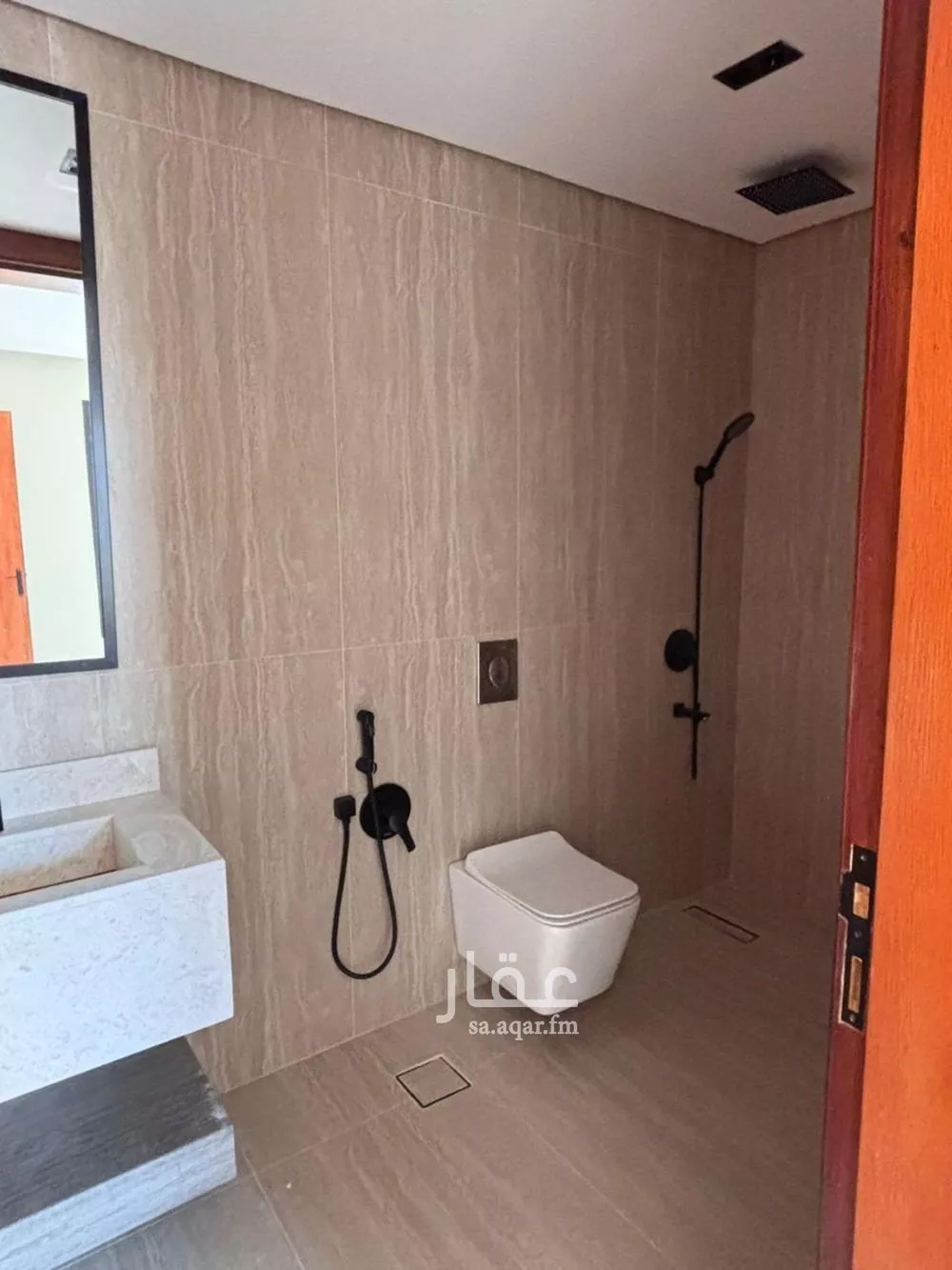 فيلا 5 غرف في المهدية 7