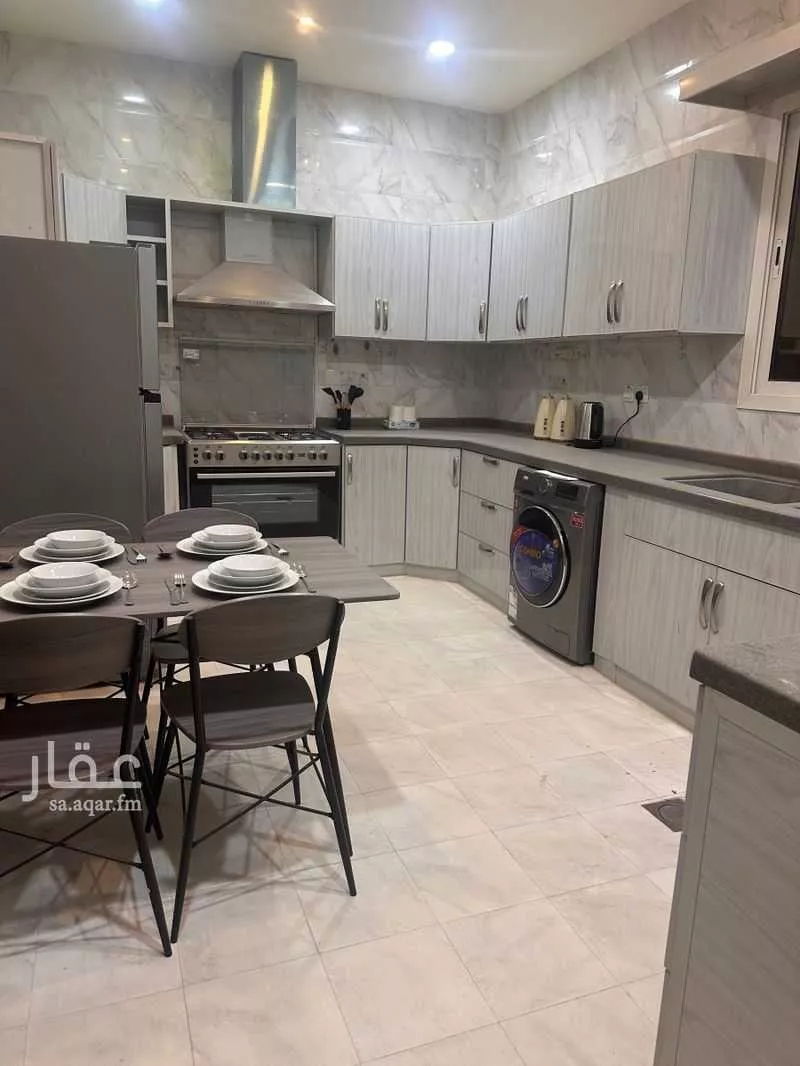 3 bedroom floor in Qurtubah 14