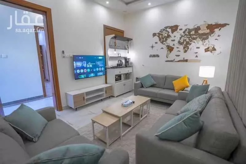 3 bedroom floor in Qurtubah 4