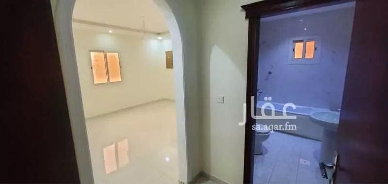 شقة 4 غرف في طيبة 3