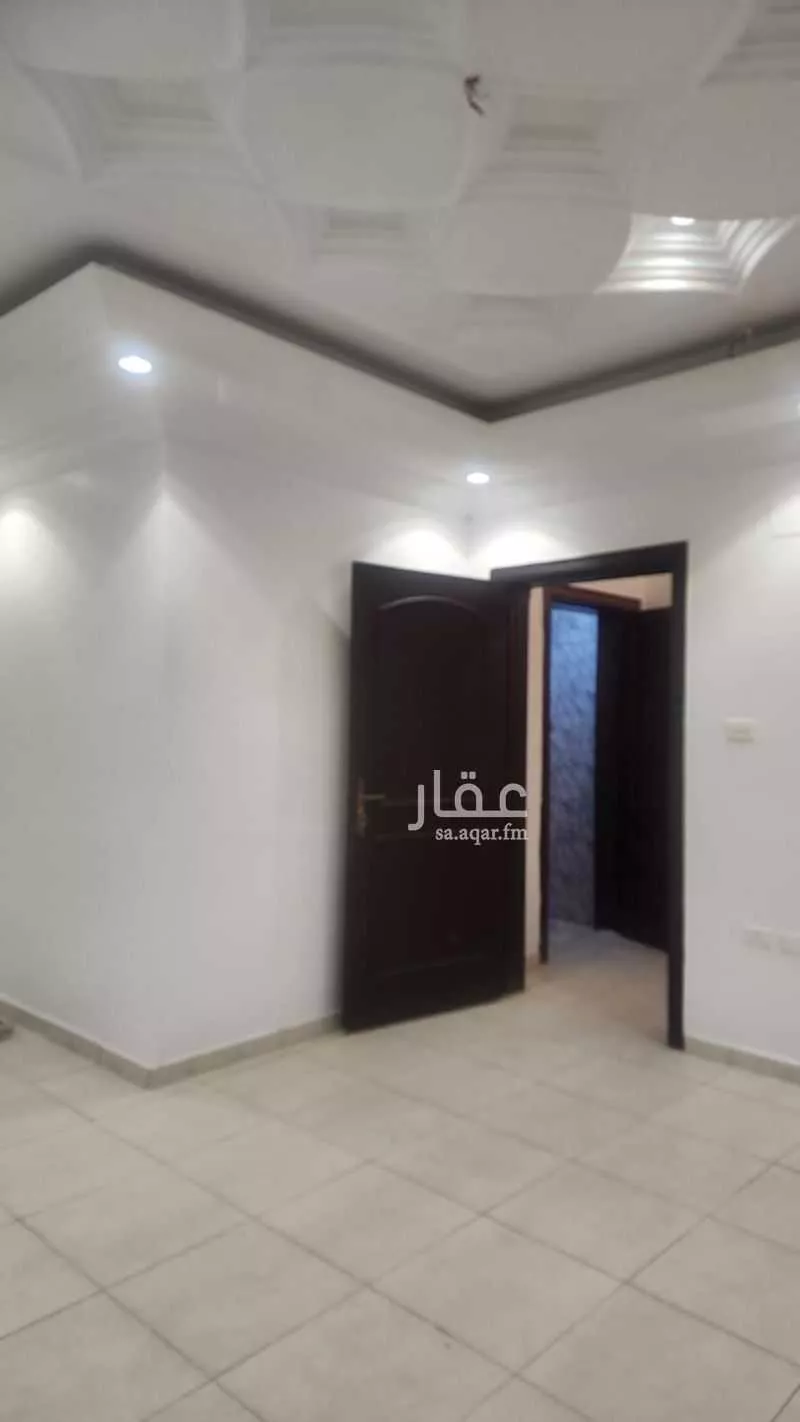 عمارة 625 م² في النزهة 3