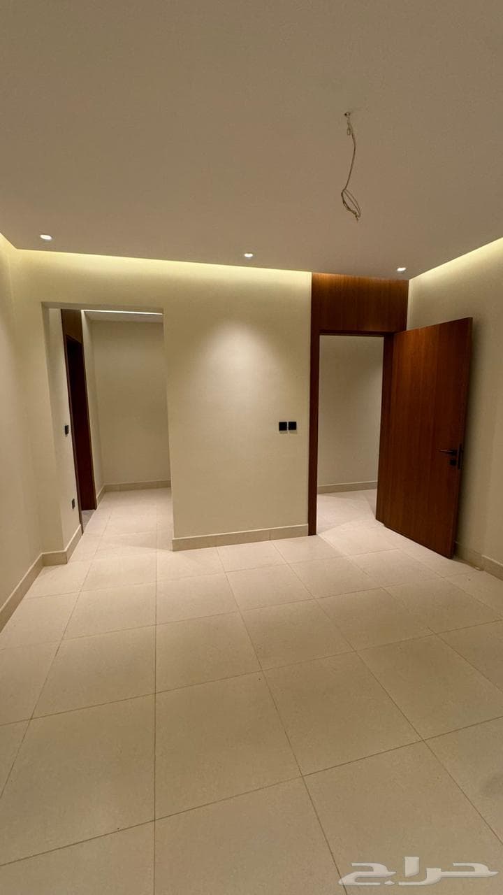 شقة 4 غرف في المروة 12