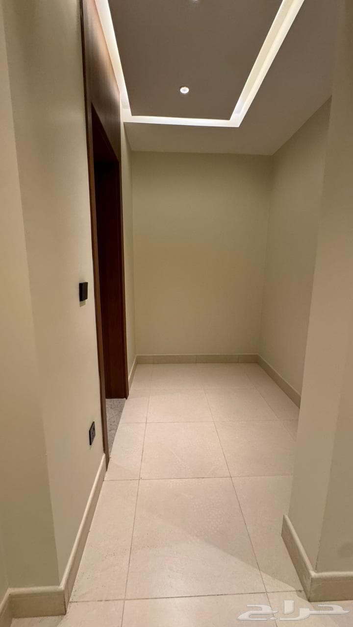 شقة 4 غرف في المروة 6