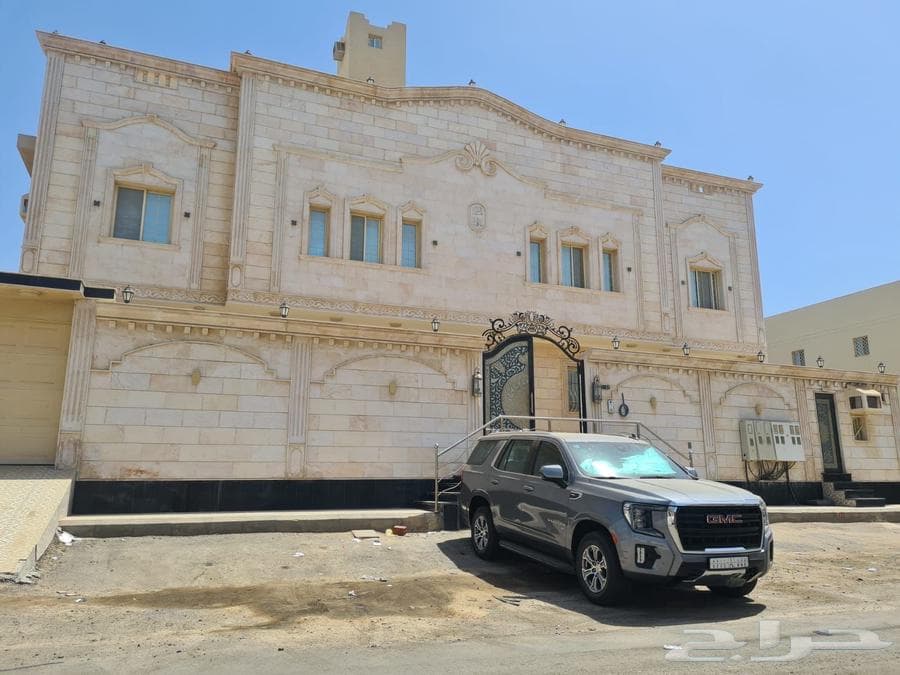 4 bedroom apartment in Al Yaqout 1