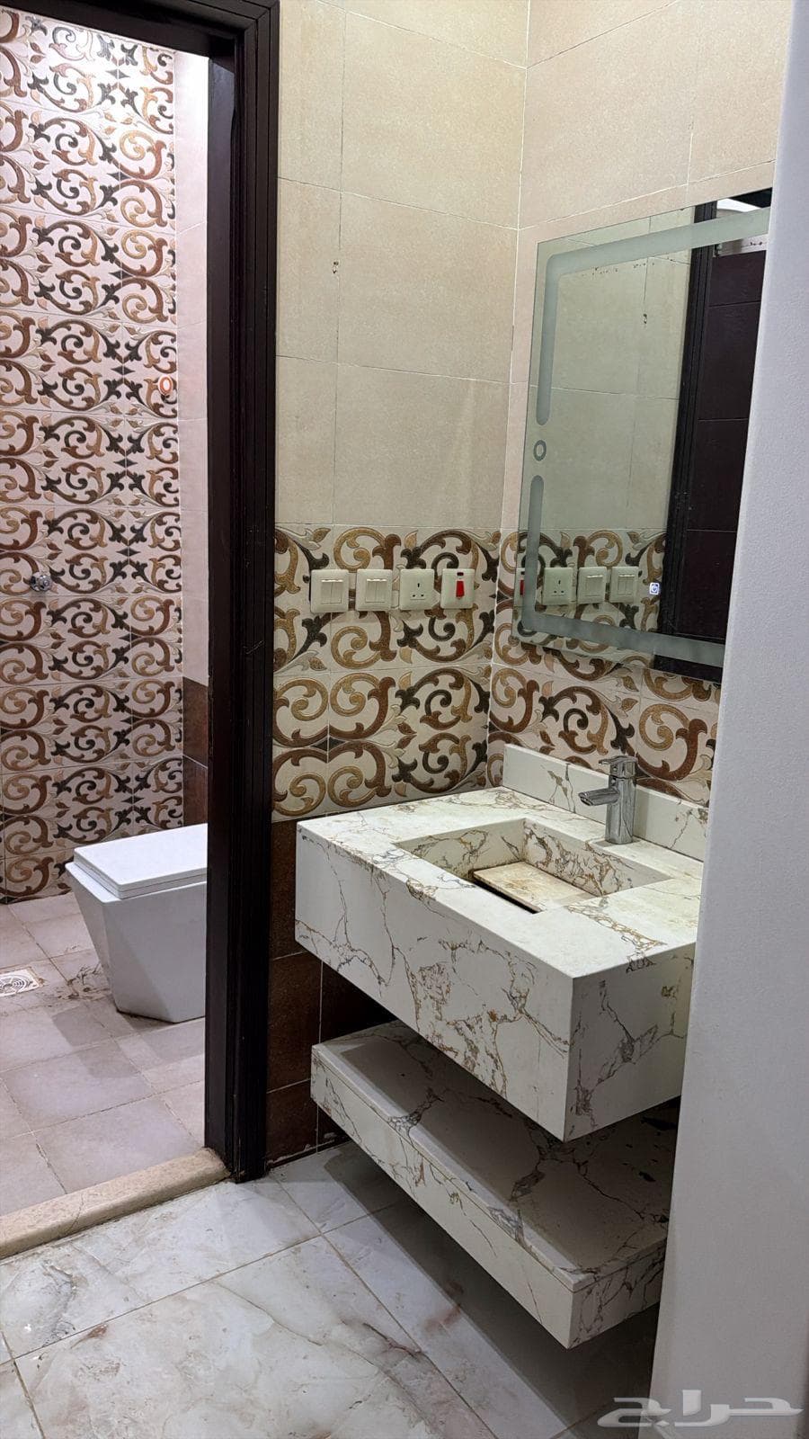 4 bedroom apartment in Al Yaqout 9