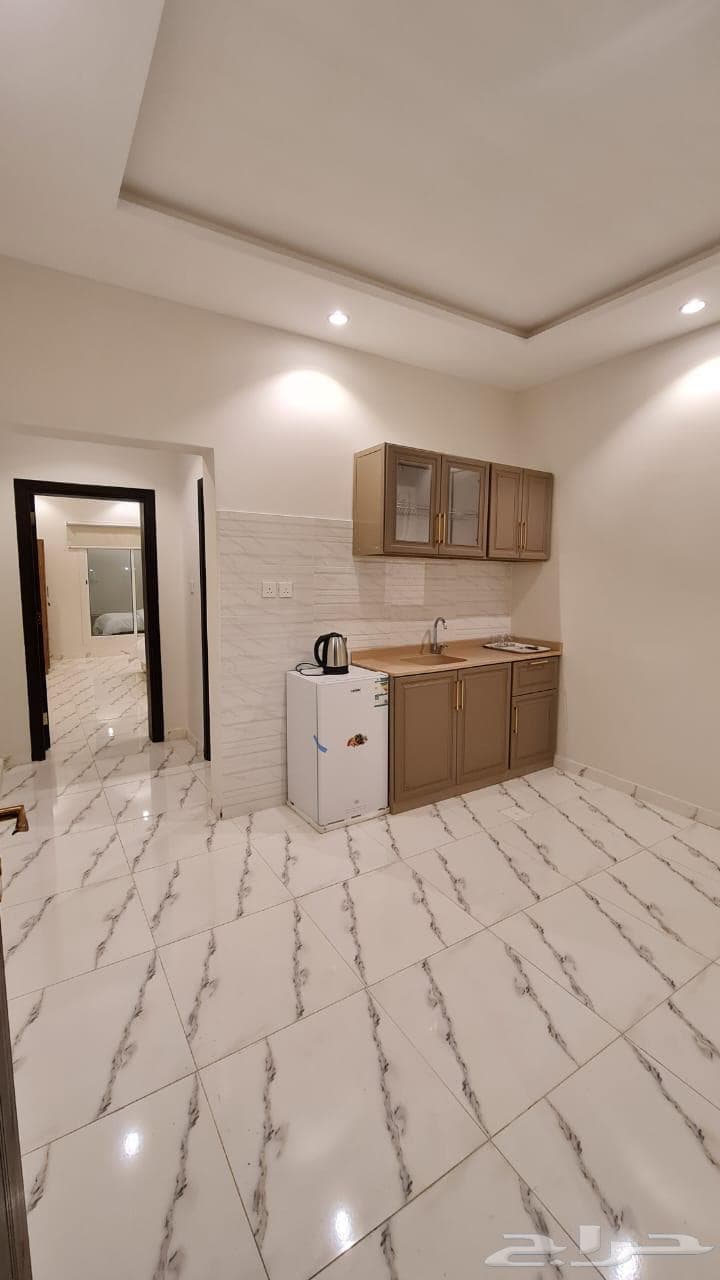 شقة 10 غرف في الحمدانية 1