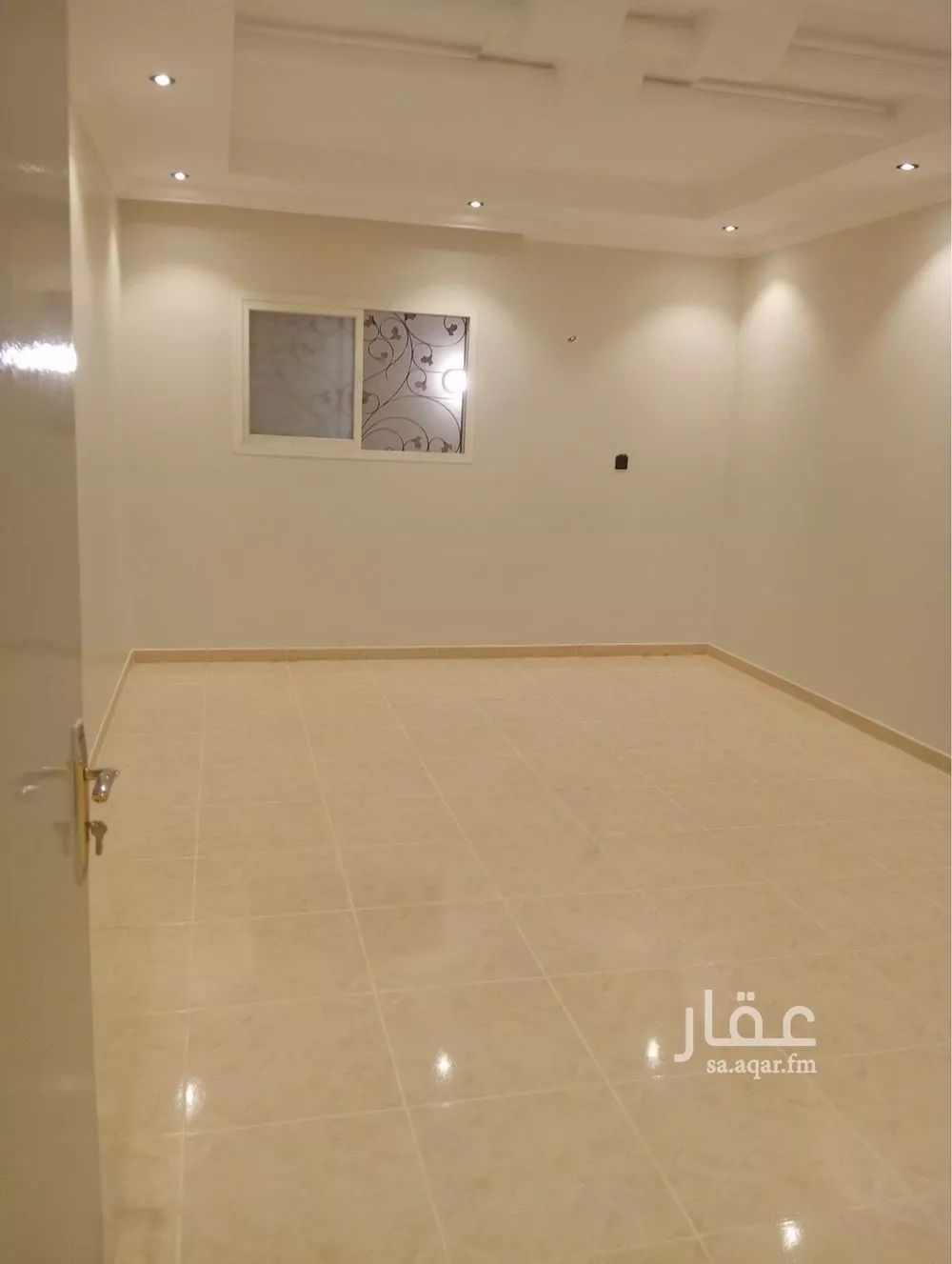 دور 3 غرف في الملقا 12