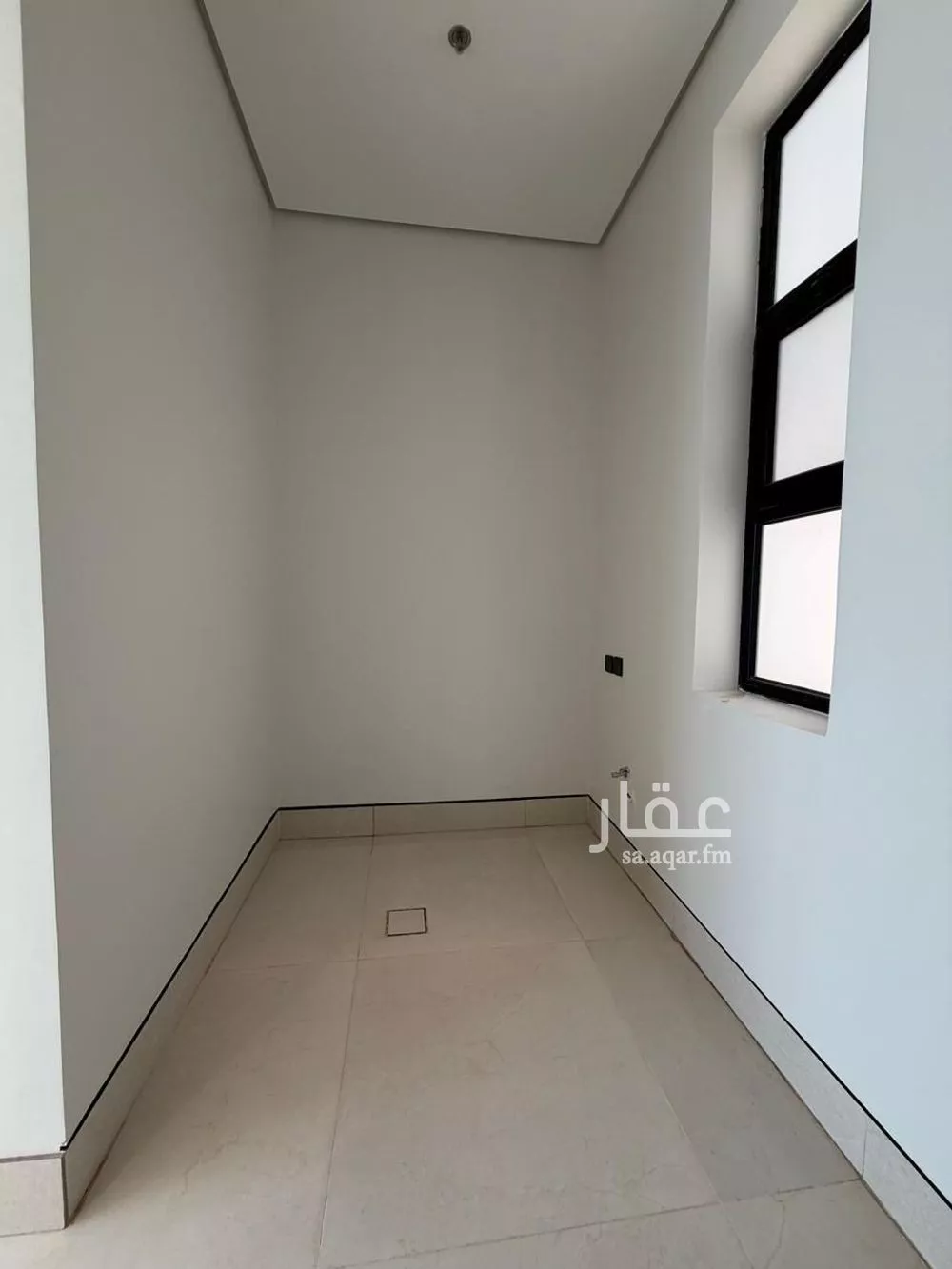 شقة 4 غرف في الشاطئ الغربي 13