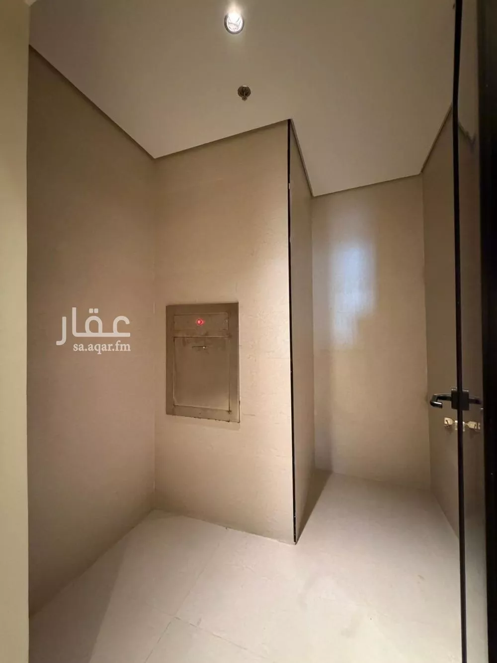 شقة 4 غرف في الشاطئ الغربي 18