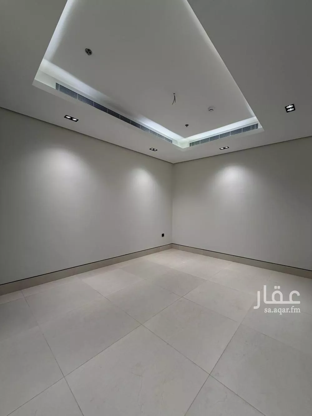 شقة 4 غرف في الشاطئ الغربي 20