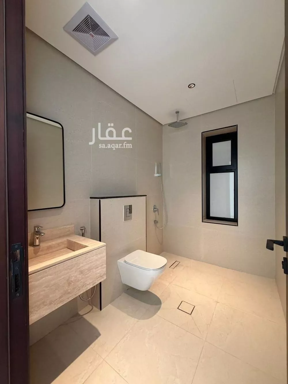 شقة 4 غرف في الشاطئ الغربي 7