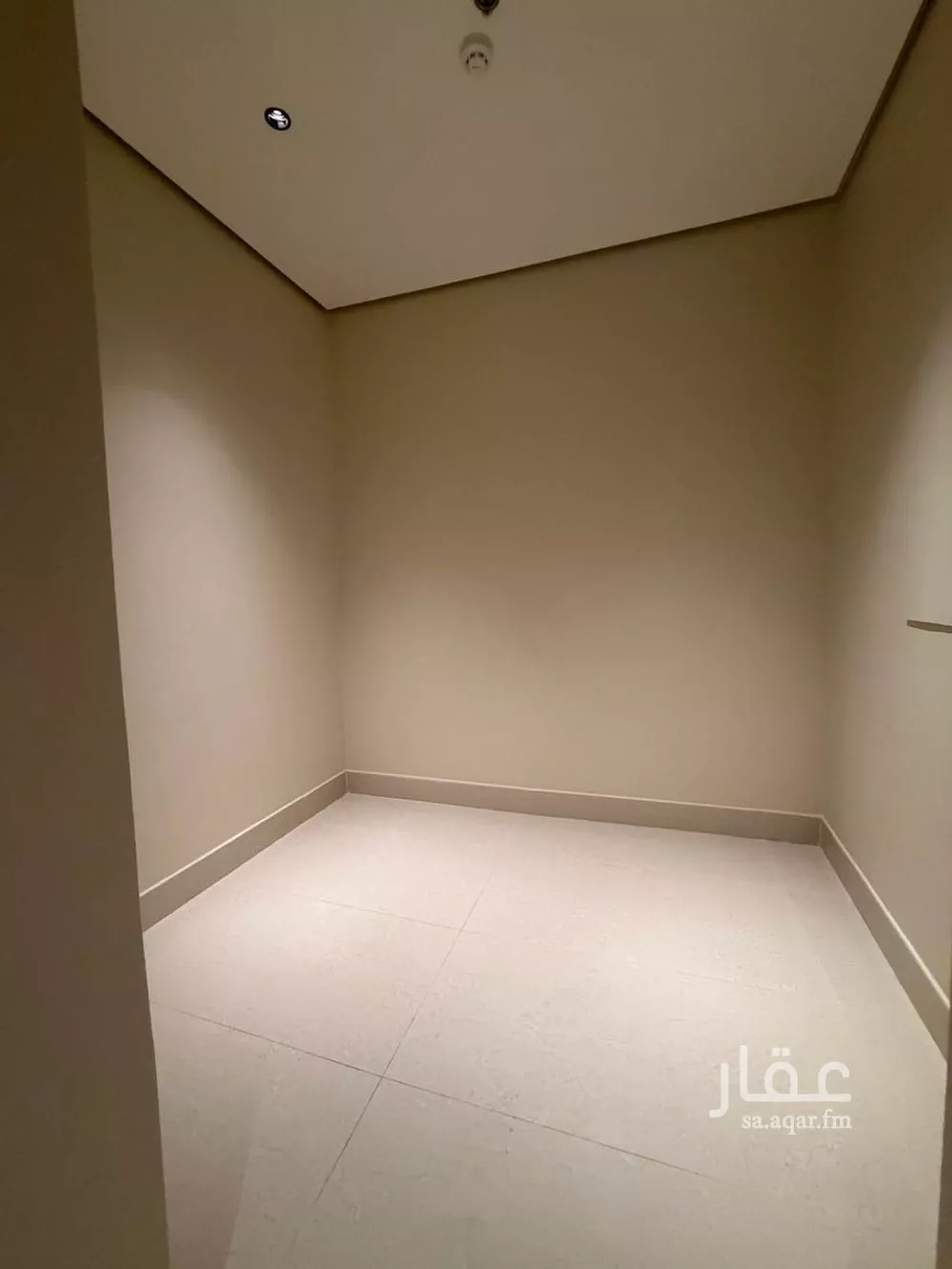 4 bedroom apartment in Ash Shati Al Gharbi 7