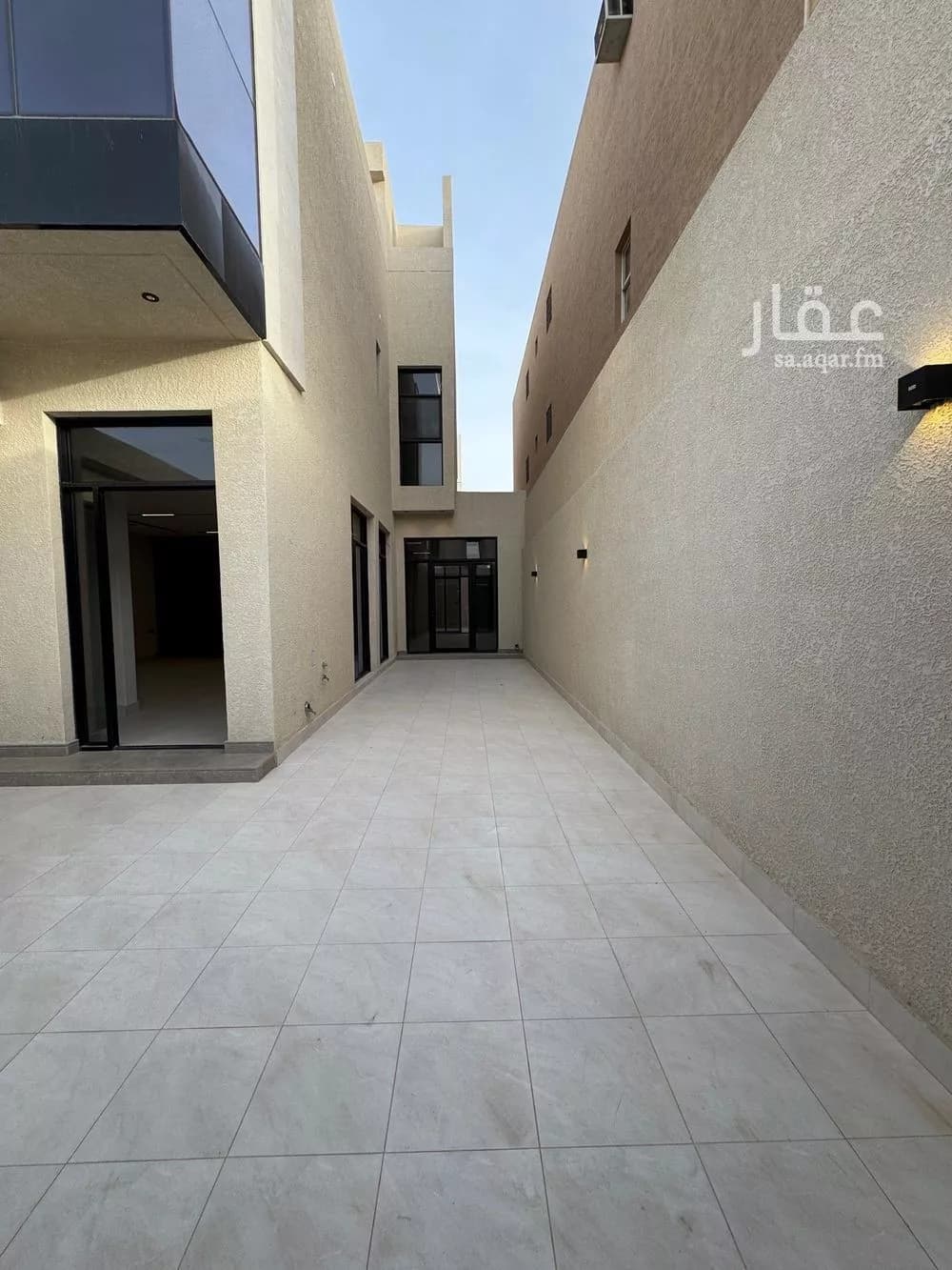 فيلا 6 غرف في النرجس 8