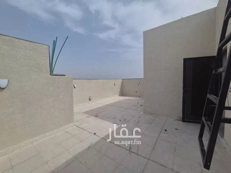 شقة 4 غرف في طيبة 13