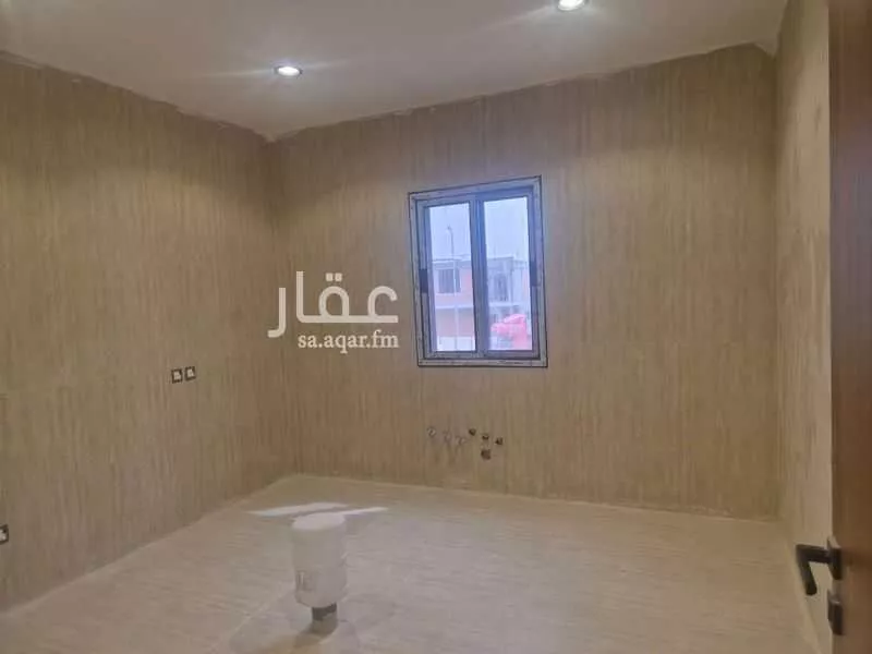 شقة 4 غرف في طيبة 15