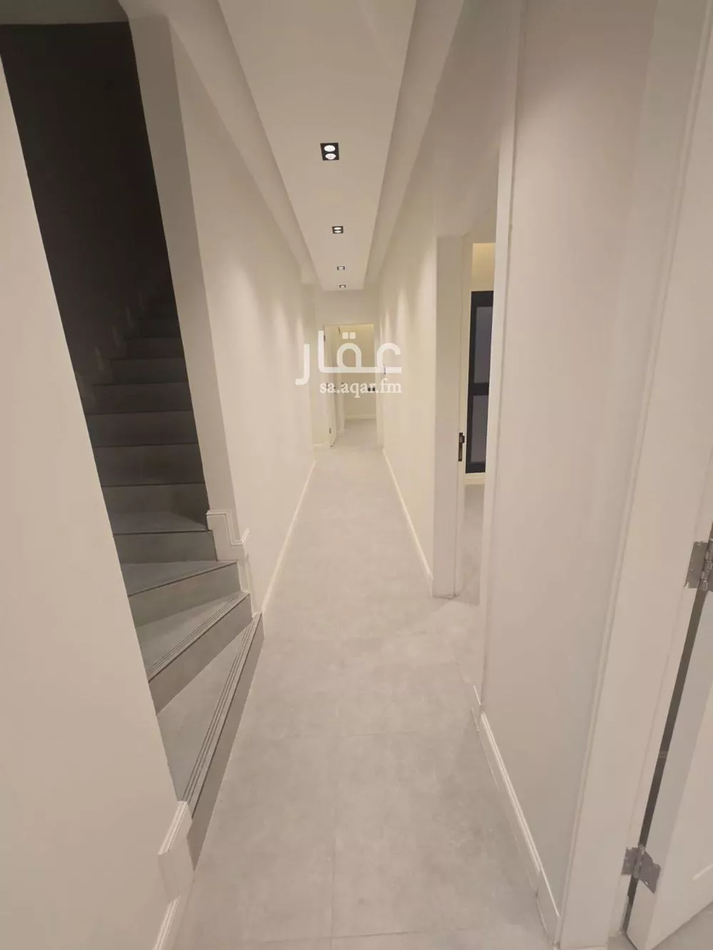 فيلا 3 غرف في العارض 2