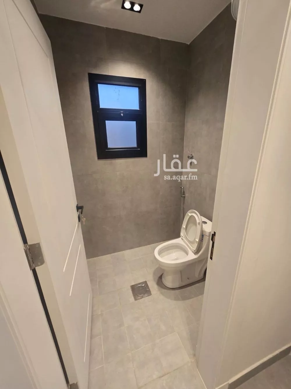 فيلا 3 غرف في العارض 11