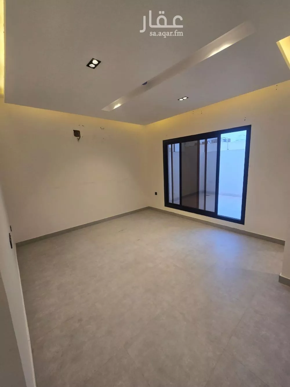 فيلا 3 غرف في العارض 17