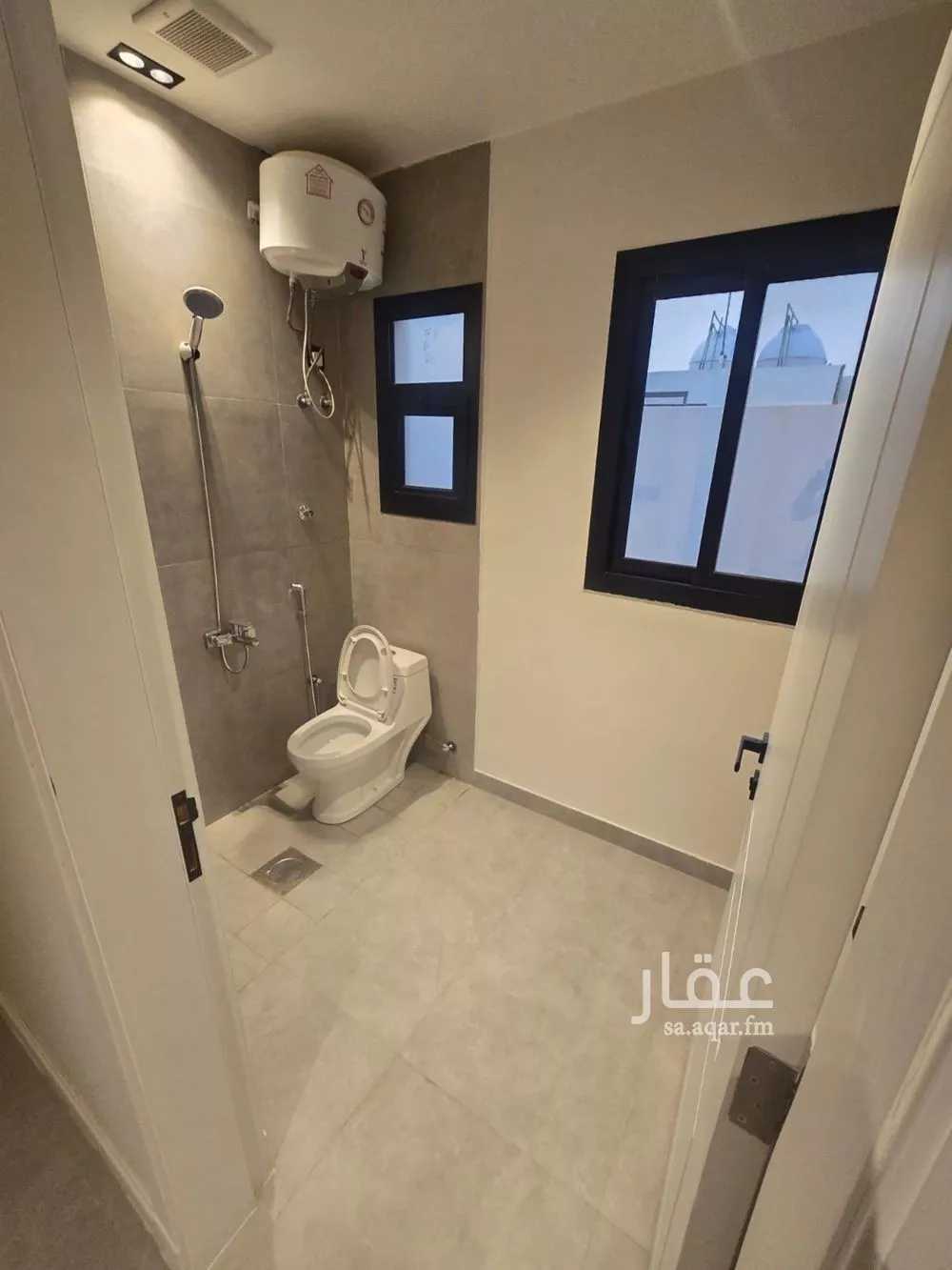 فيلا 3 غرف في العارض 25