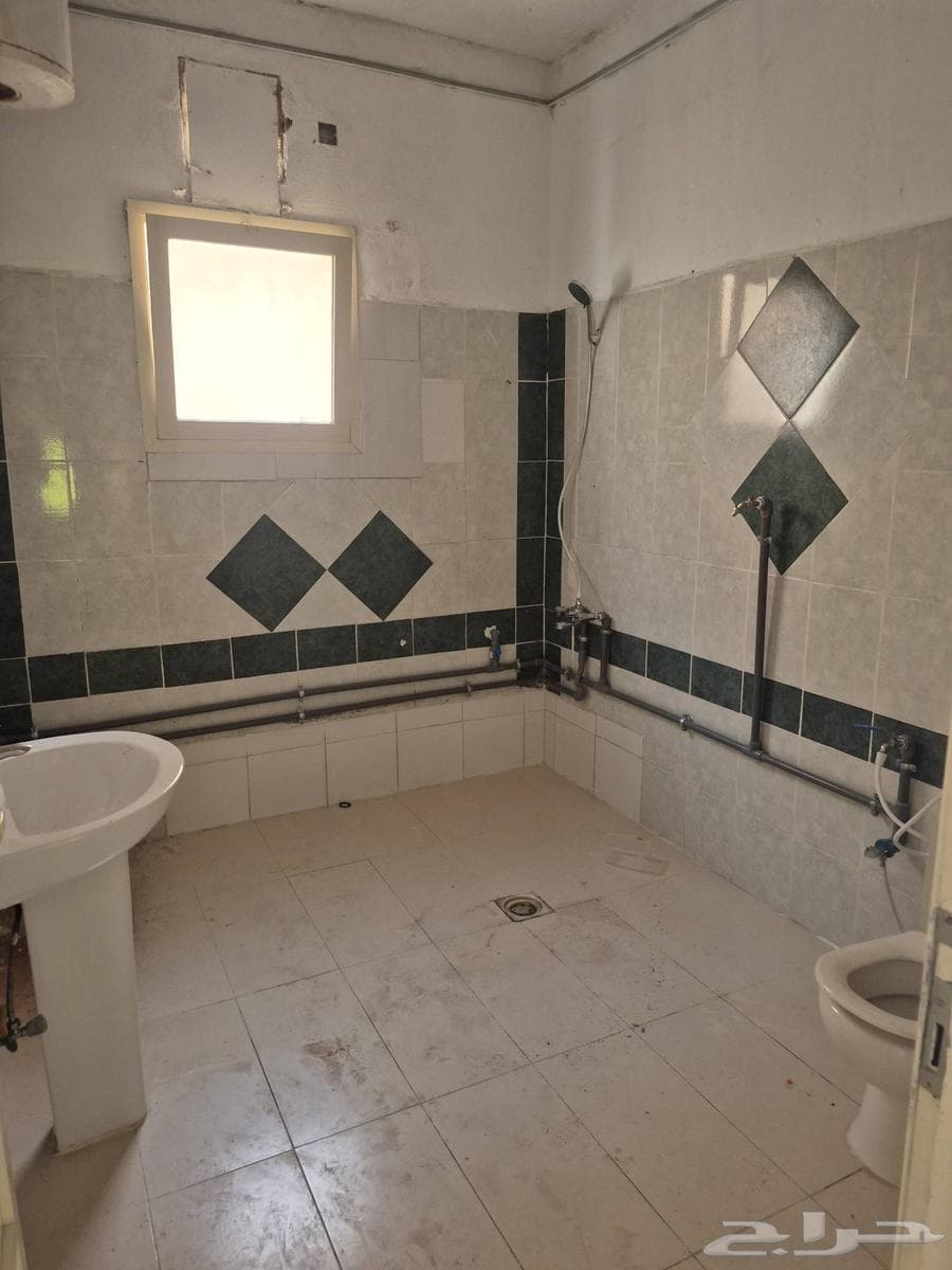 شقة 3 غرف في الحفيرة 6