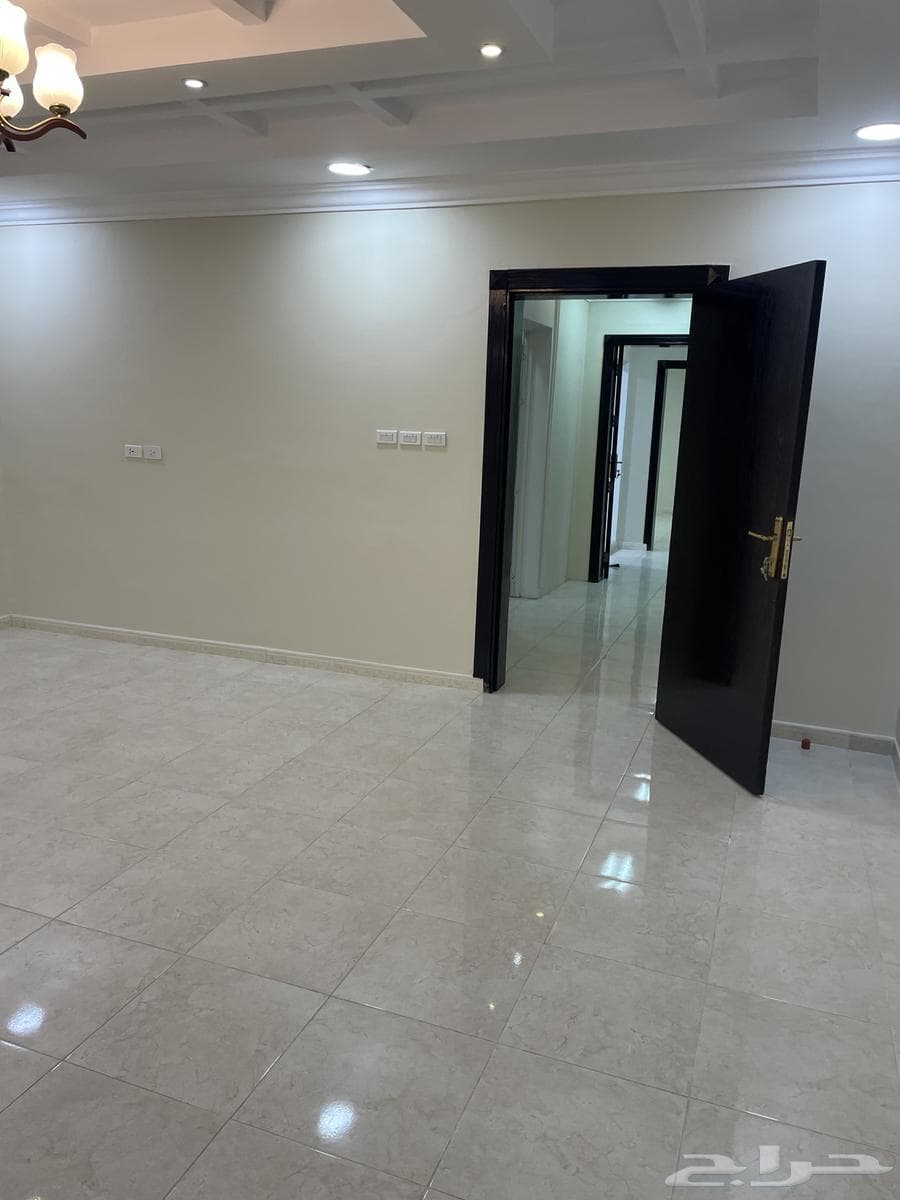 شقة 3 غرف في الربوة 19