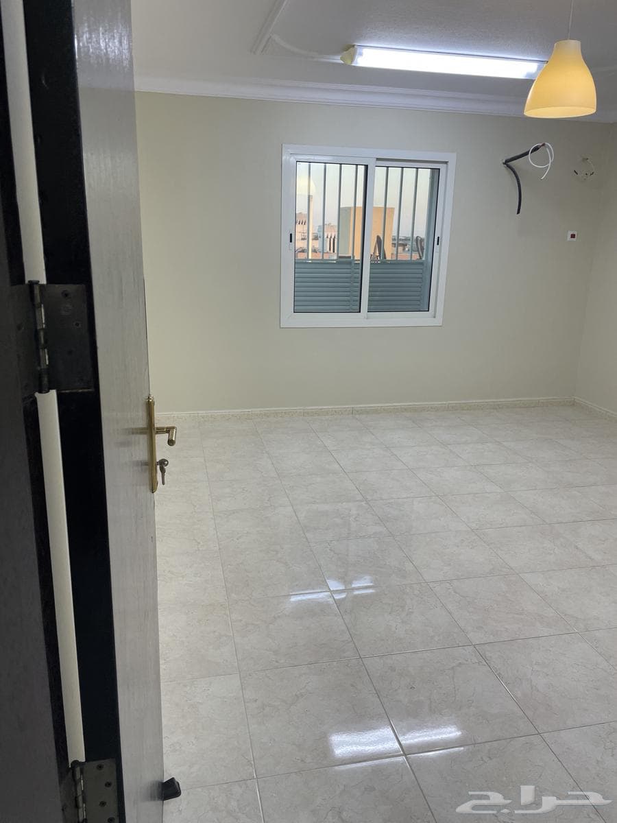 شقة 3 غرف في الربوة 7