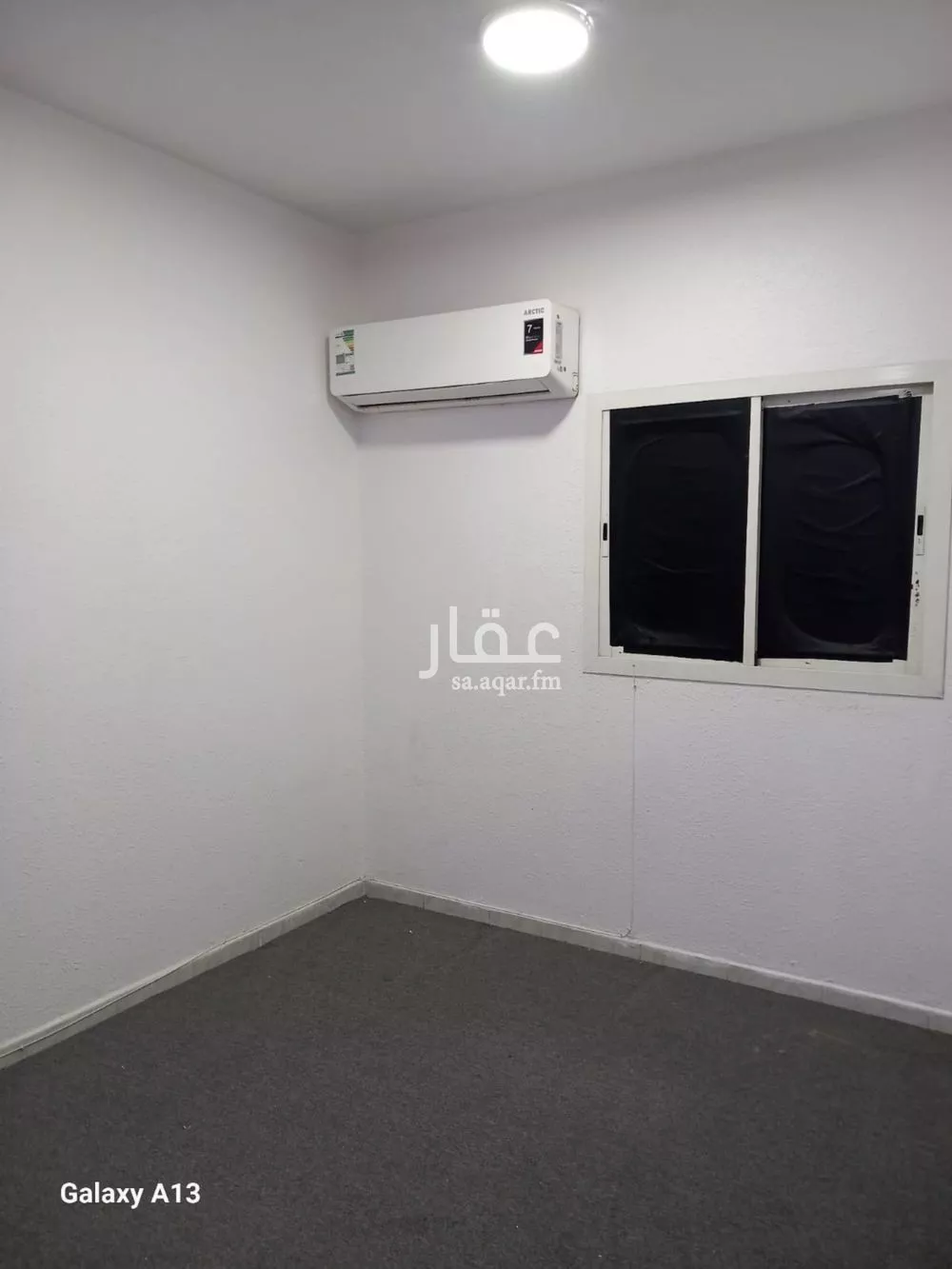 شقة 1 غرف في المربع 8