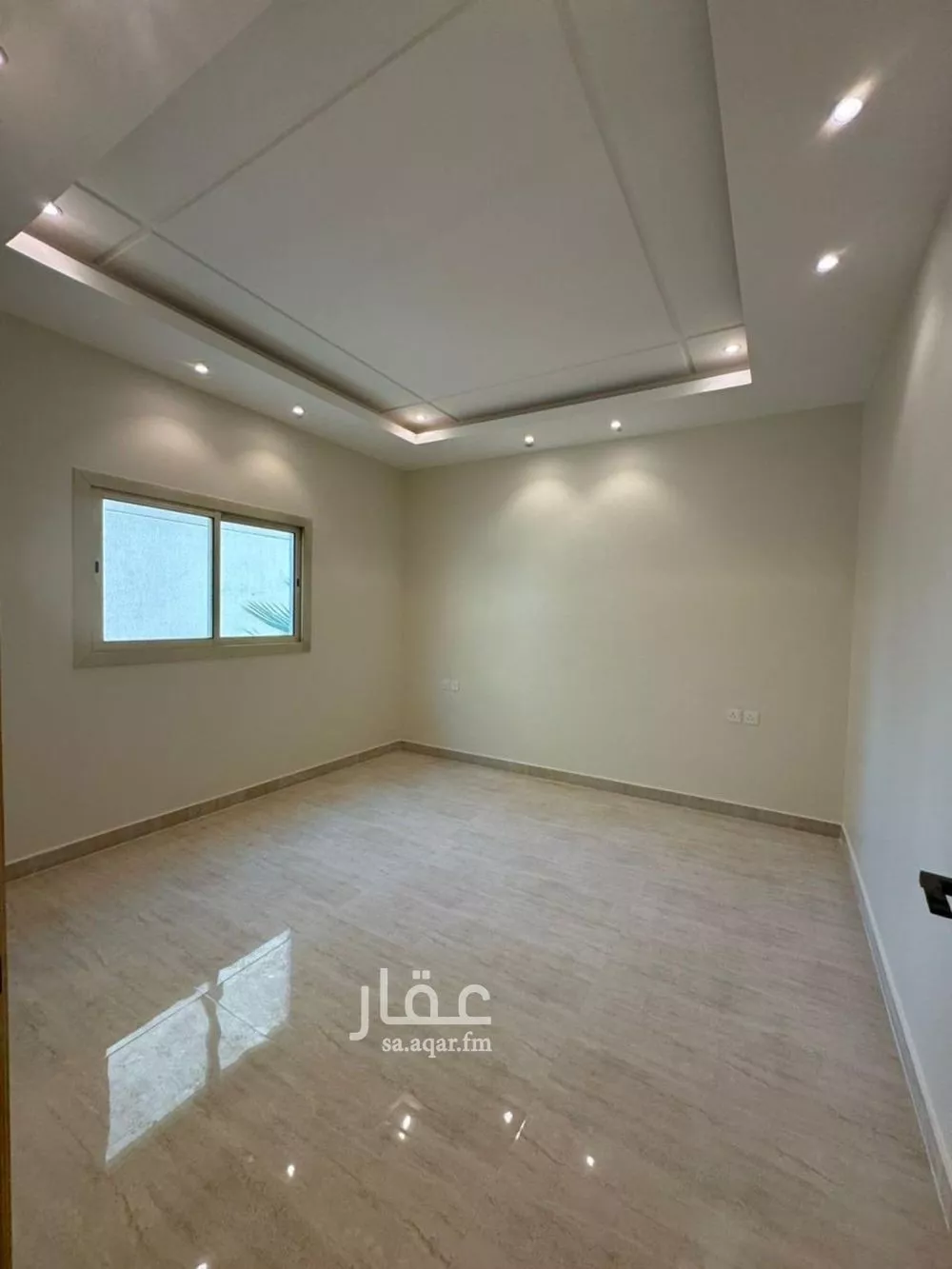 فيلا 4 غرف في الياسمين 5