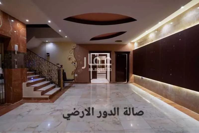 فيلا 8 غرف في الحمراء و ام الجود 2