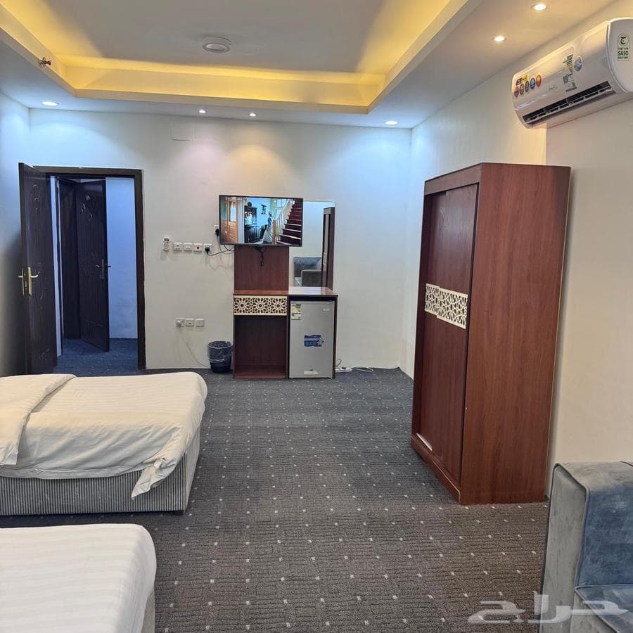 شقة 30 غرف في بطحاء قريش 11