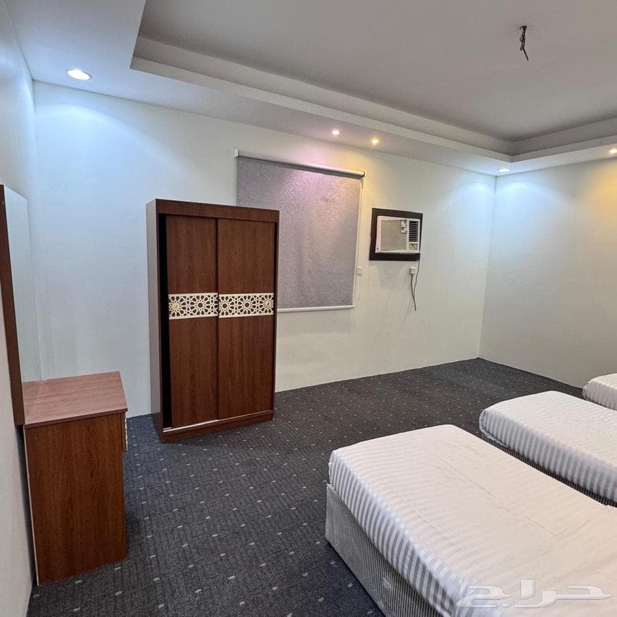 شقة 30 غرف في بطحاء قريش 12