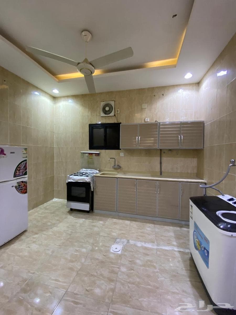 شقة 30 غرف في بطحاء قريش 3